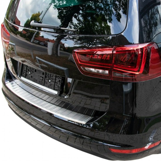 Ornament protectie bara spate/portbagaj MAT Volkswagen Sharan 2,II din 2010