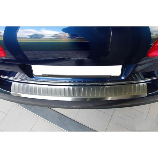Ornament protectie bara spate/portbagaj MAT Volkswagen Passat B6 Break/Variant 2005-2010