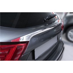 Ornament cromat portbagaj/haion Nissan Qashqai J11 din 11.2013
