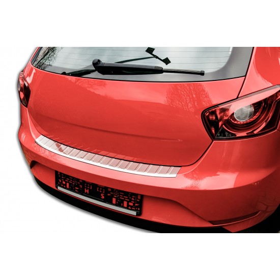 Ornament protectie bara spate/portbagaj crom Seat Ibiza hatchback in 4 usi 2012-2017