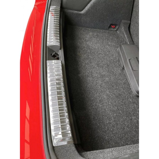 Set de 2 ornamente protectie portbagaj interior cromate pentru Skoda Kamiq din 2019