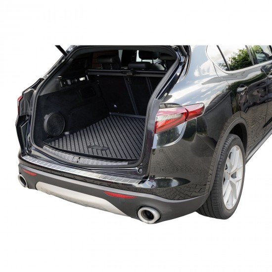 Ornament protectie portbagaj/bara spate mat pentru Alfa Romeo Stelvio din 2017