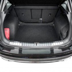 Ornament protectie interior portbagaj crom pentru VW Tiguan II, 2 din 2016