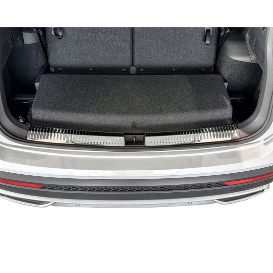 Set de 2 ornamente protectie interior portbagaj crom pentru Seat Tarraco din 2018