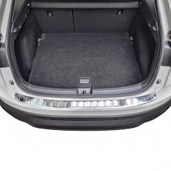 Ornament protectie bara spate/portbagaj crom pentru VW Taigo din 2021