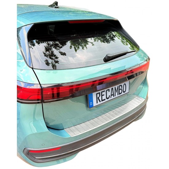 Ornament protectie portbagaj/bara spate mat pentru VW Passat B9 CJ5 din 2024