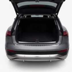 Ornament protectie portbagaj/bara spate cromat pentru Audi Q8 e-tron SUV din 2023