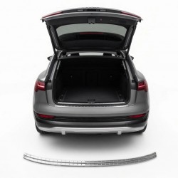 Ornament protectie portbagaj/bara spate cromat pentru Audi Q8 e-tron SUV din 2023