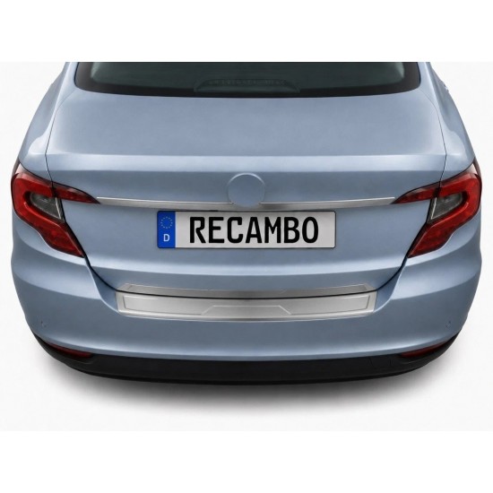 Ornament protectie portbagaj/bara spate mat pentru Fiat Tipo Berlina/Sedan din 2015-
