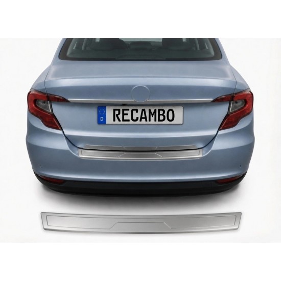 Ornament protectie portbagaj/bara spate mat pentru Fiat Tipo Berlina/Sedan din 2015-