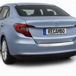 Ornament protectie portbagaj/bara spate cromat pentru Fiat Tipo Berlina/Sedan din 2015-