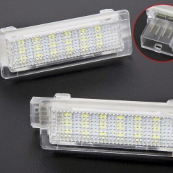 Set de 2 lampi LED iluminat interior picioare/pedale pentru BMW  Seria 4 F32, F33, F36, F82, F83, Seria 7 F01, F02, F03