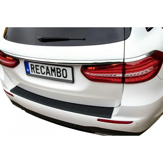 Ornament protectie portbagaj/bara spate neagra din ABS pentru Mercedes E-Class T-Modell/Break S213 din 2016