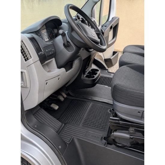 Set de 2 covorase cauciuc 3D stil tavita premium pentru Fiat Ducato din 2006